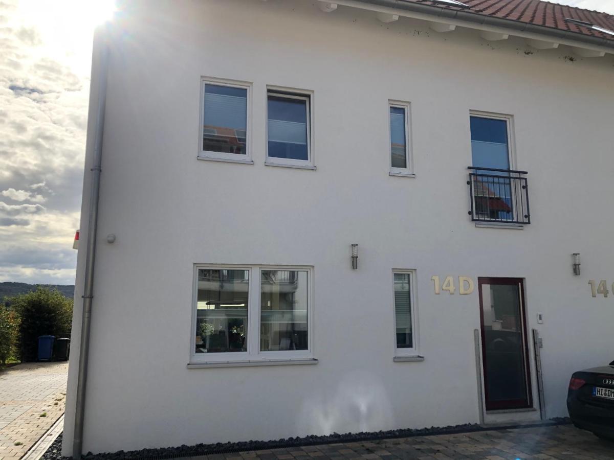 Stadtnahe Komfortferienwohnung Fuer Familien Und Geschaeftsreisende Hildesheim Exterior photo